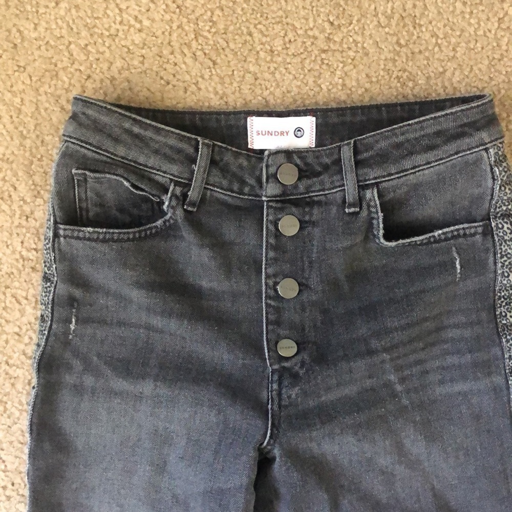 Anthropologie Sundry High Rise Cropped Jeans Leopard size 26 NWOT - Picture 4 of 10